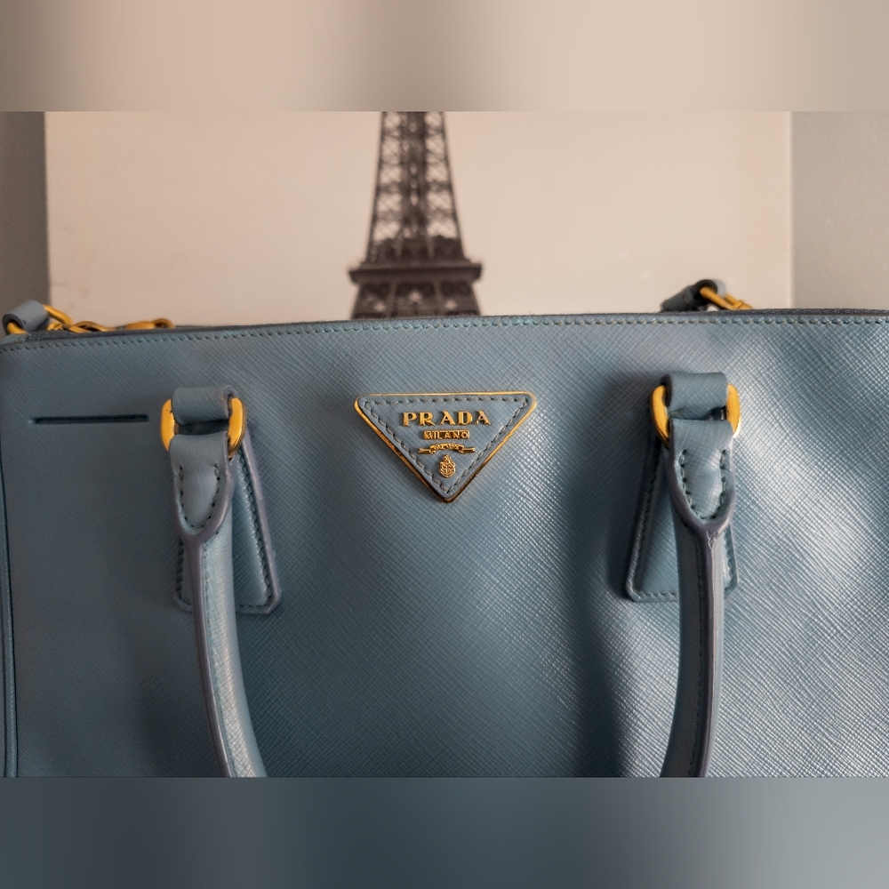 Prada Medium Saffiano Lux Galleria Double Zip Tote w/Adjustable Strap-Light Blue - Picture 6 of 17